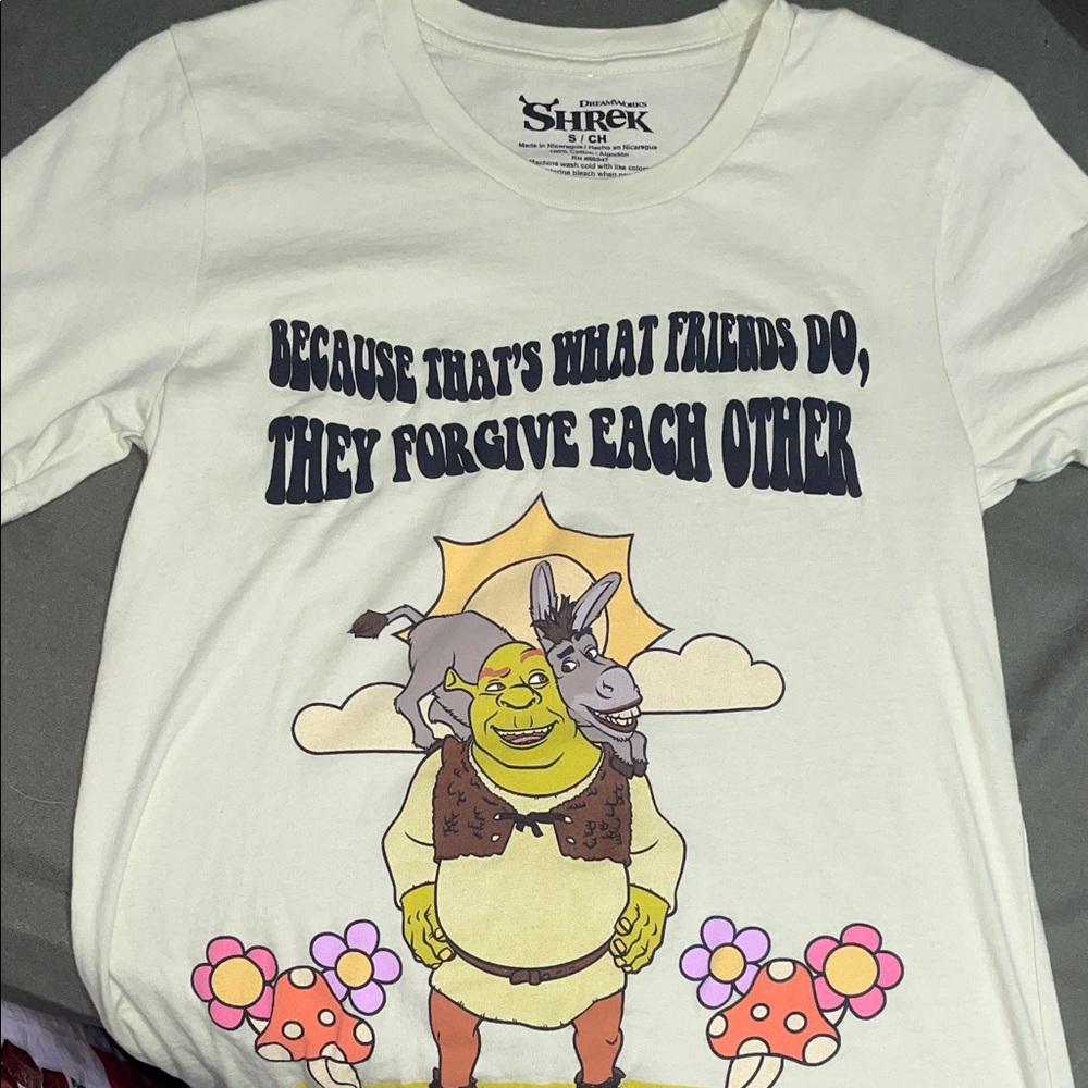 DreamWorks Shrek Cream Green Graphic Tee